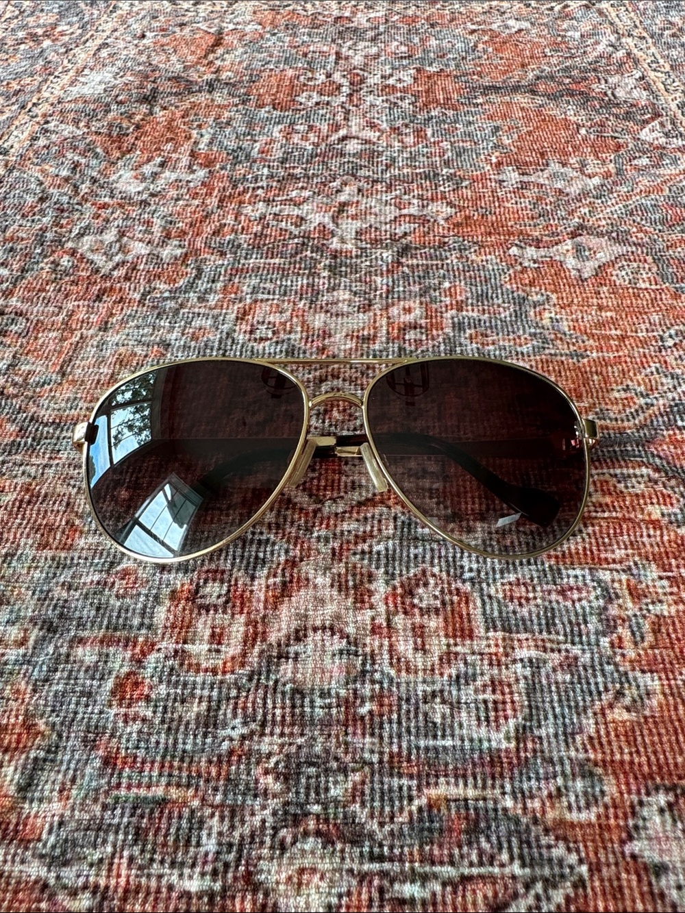 Jessica Simpson Goldtone Aviators Sunglasses or Sunnies with Brown Tinted Lenses - Picture 2 of 7